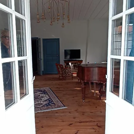 Bed & Breakfast Chateau De Perpezat Apchat