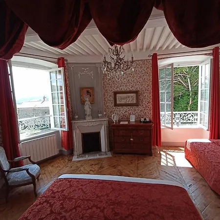 Bed & Breakfast Chateau De Perpezat